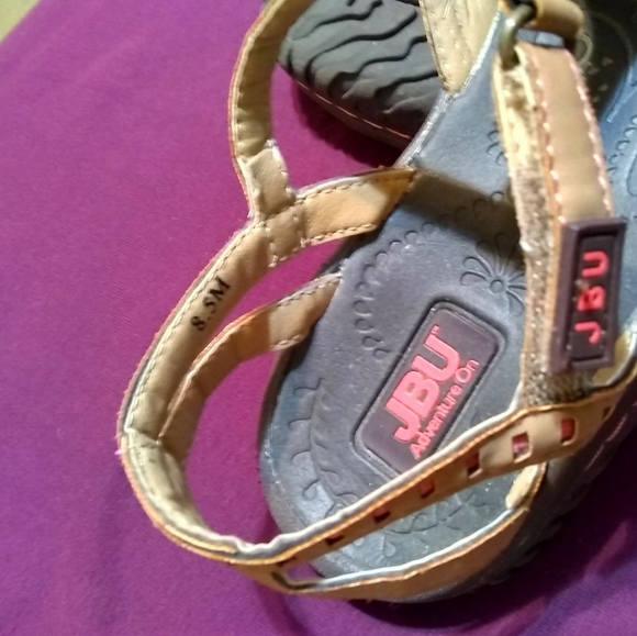 Strap sandle - Picture 3 of 3